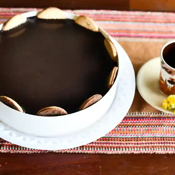 torta holandesa artesanal com cobertura de chocolate, fornecedor para revenda em Sorocaba